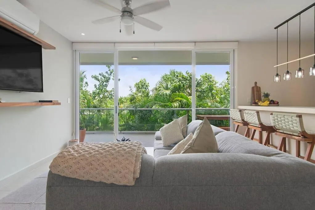 Akumal Oasis Walk To Beach 7 Rooftop Pools With Ocean Views Apartment