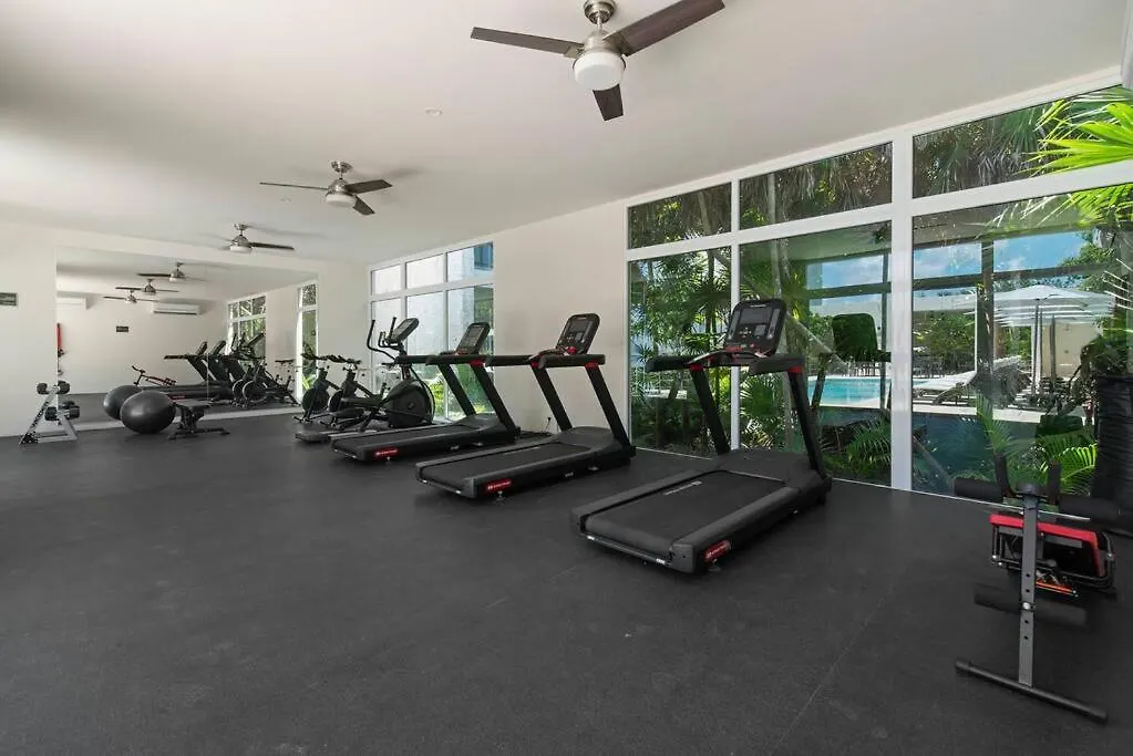 Akumal Oasis Walk To Beach 7 Rooftop Pools With Ocean Views